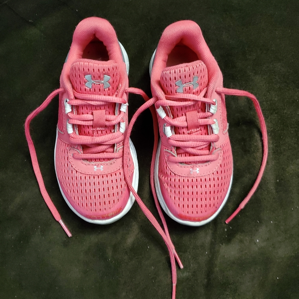 SOLD Under Armour toddler girls shoes size 11